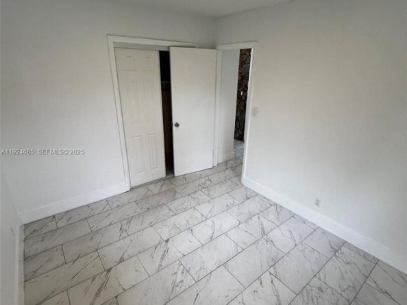 4421 NW 33rd St, Lauderdale Lakes FL 33319