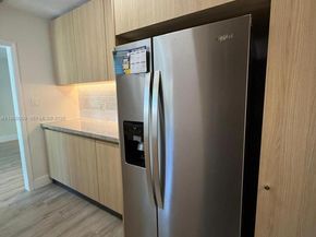 235 NE 46th St, Miami FL 33137