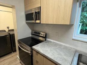 235 NE 46th St, Miami FL 33137