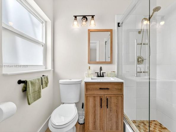 801 NE 19th Ter, Fort Lauderdale FL 33304