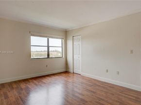 10155 NW 9th St Cir 4401, Miami FL 33172