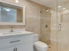 10155 NW 9th St Cir 4401, Miami FL 33172