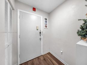 1101 NE 191st St 307, Miami FL 33179