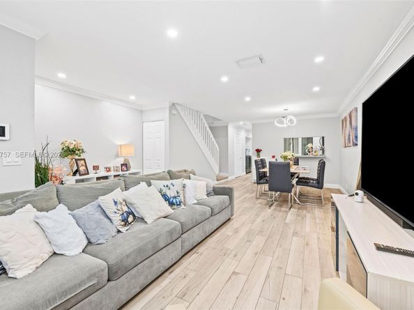 3726 Coral Tree Cir 3726, Coconut Creek FL 33073