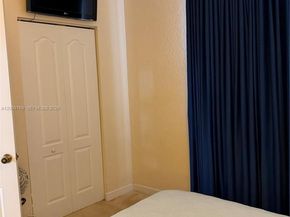 3955 NE 13th Dr, Homestead FL 33033