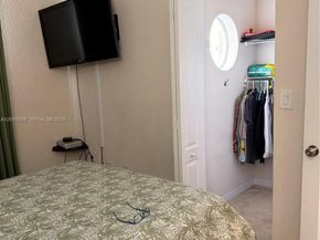 3955 NE 13th Dr, Homestead FL 33033