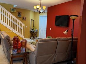 3955 NE 13th Dr, Homestead FL 33033