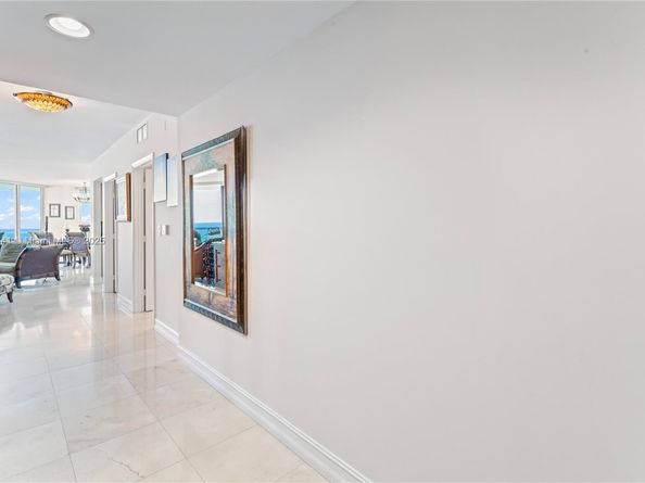 6365 Collins Ave 1901, Miami Beach FL 33141