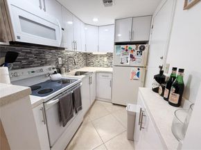 3550 NW 8th Ave 513, Pompano Beach FL 33064
