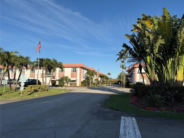 3550 NW 8th Ave 513, Pompano Beach FL 33064