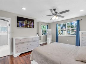 2003 NW 181st Ave, Pembroke Pines FL 33029