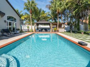 2003 NW 181st Ave, Pembroke Pines FL 33029