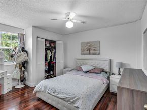 2003 NW 181st Ave, Pembroke Pines FL 33029