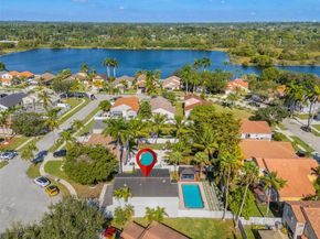 2003 NW 181st Ave, Pembroke Pines FL 33029