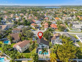 2003 NW 181st Ave, Pembroke Pines FL 33029