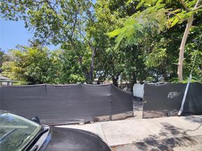1063 NW 55th Ter, Miami FL 33127