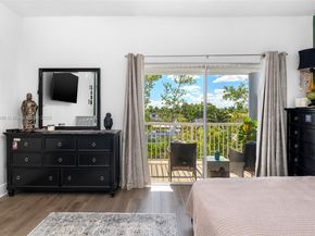 2404 NE 135th St 2404, North Miami FL 33181