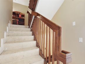 929 SW 11th St H2, Miami FL 33129