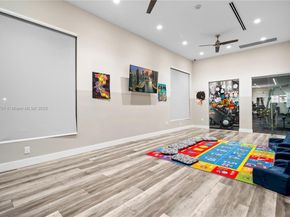 201 NE 36th Ter, Homestead FL 33033