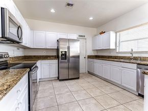 201 NE 36th Ter, Homestead FL 33033