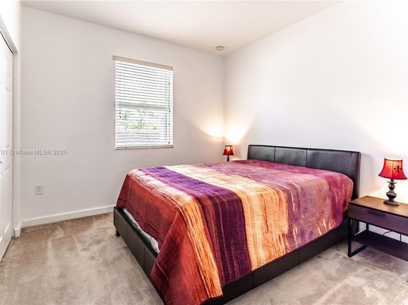 201 NE 36th Ter, Homestead FL 33033