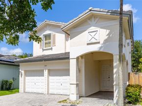 201 NE 36th Ter, Homestead FL 33033