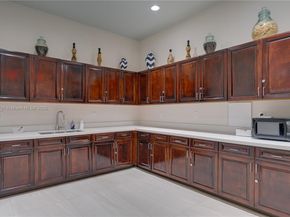 201 NE 36th Ter, Homestead FL 33033