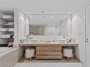 465 Brickell Ave 4901, Miami FL 33131