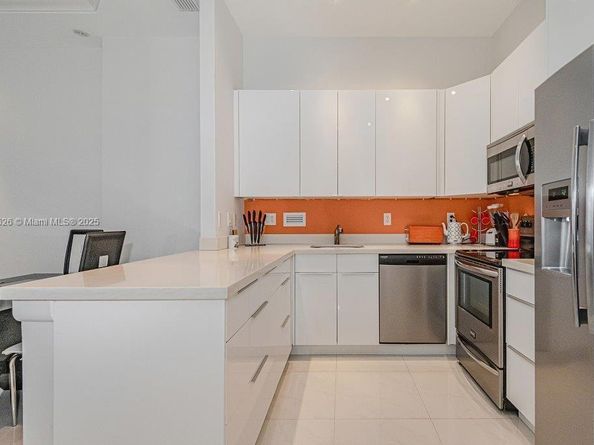 2301 Collins Ave 1619, Miami Beach FL 33139