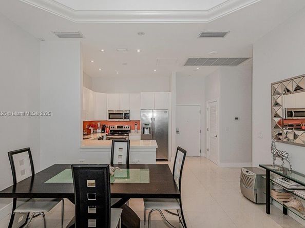 2301 Collins Ave 1619, Miami Beach FL 33139