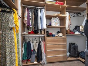 8279 NW 43rd St, Doral FL 33166