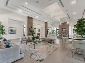 8279 NW 43rd St, Doral FL 33166