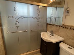 8420 Byron Ave 4, Miami Beach FL 33141