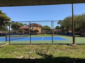8801 Wiles Rd 108, Coral Springs FL 33067