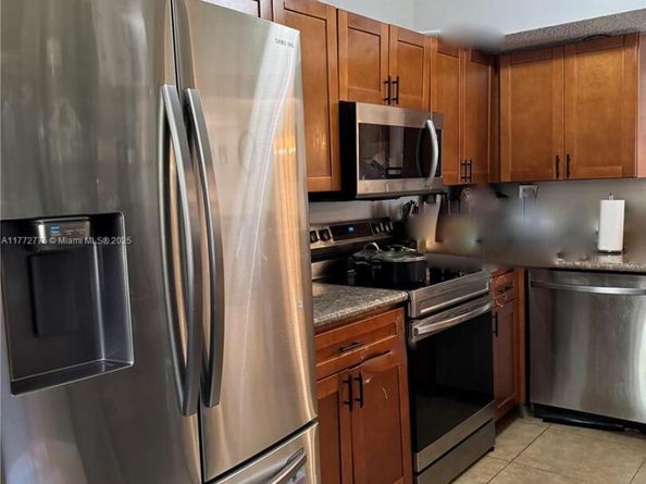 8801 Wiles Rd 108, Coral Springs FL 33067