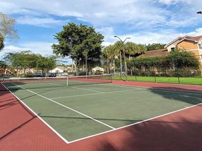 8801 Wiles Rd 108, Coral Springs FL 33067