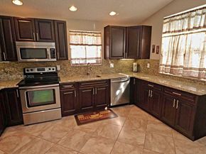 1523 NW 158th Ave, Pembroke Pines FL 33028