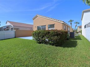 1523 NW 158th Ave, Pembroke Pines FL 33028