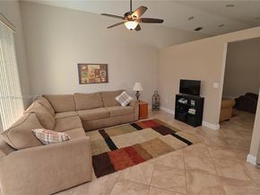 1523 NW 158th Ave, Pembroke Pines FL 33028