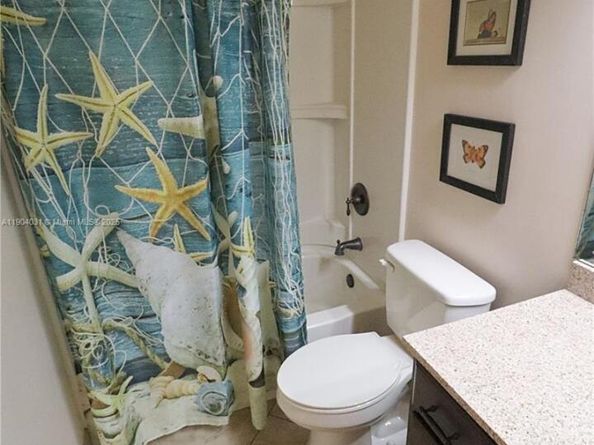 1523 NW 158th Ave, Pembroke Pines FL 33028