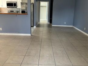 1035 NW 8th Ave, Fort Lauderdale FL 33311
