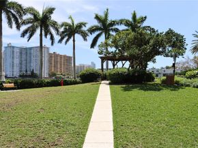 4000 Island Blvd 1105, Aventura FL 33160