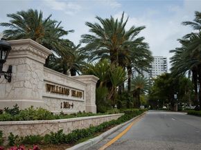 4000 Island Blvd 1105, Aventura FL 33160