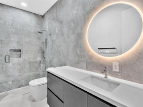 2311 SW 108th Ter, Davie FL 33324