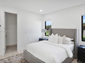 2311 SW 108th Ter, Davie FL 33324