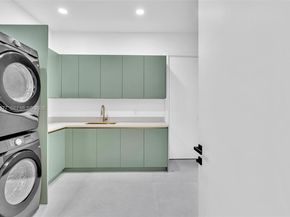 2311 SW 108th Ter, Davie FL 33324