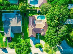 284 NW 92nd Ave, Coral Springs FL 33071