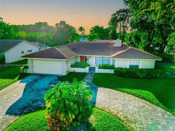 284 NW 92nd Ave, Coral Springs FL 33071