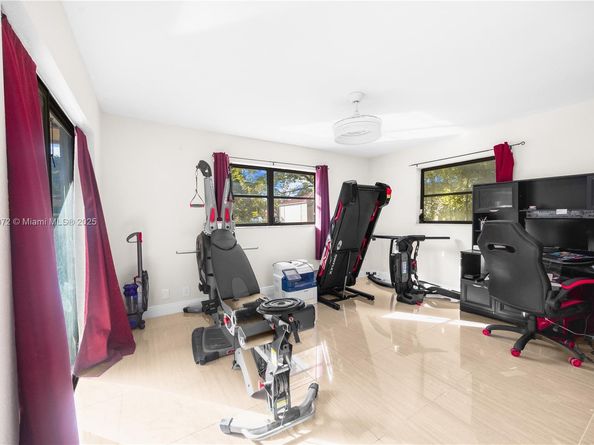 284 NW 92nd Ave, Coral Springs FL 33071