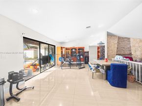 284 NW 92nd Ave, Coral Springs FL 33071